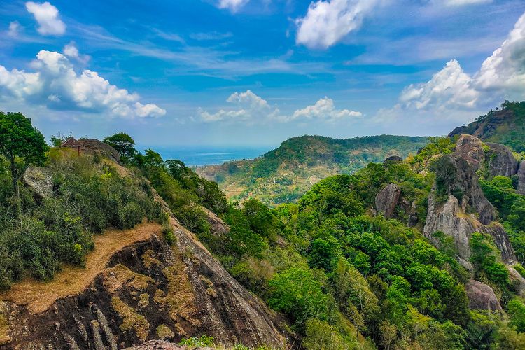 Ilustrasi Desa Nglanggeran, Gunung Kidul Yogyakarta 