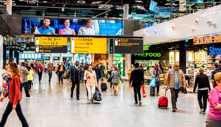 Schiphol airport Belanda