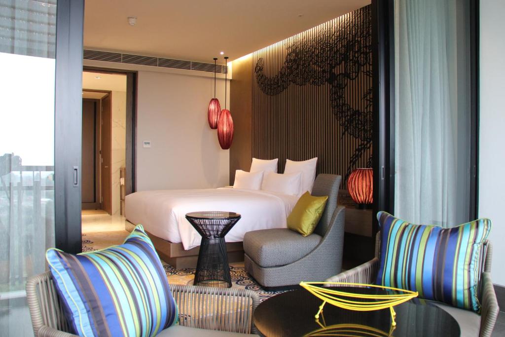 Bedroom di Pullman Ciawi Vimala Hills Resort