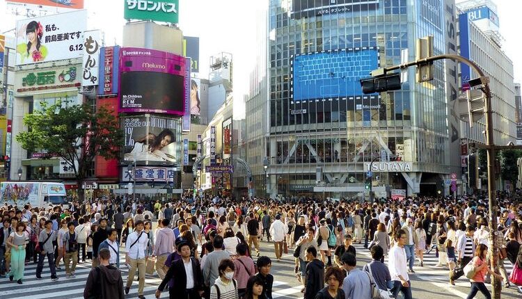 Ilustrasi keramaian warga di Shibuya, Jepang. Jepang adalah salah satu dari sedikit negara maju di dunia yang masih menerapkan hukuman mati.(Pixabay.com/cegoh)