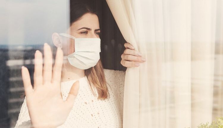 Ilustrasi karantina WNI dan WNA dari luar negeri (Shutterstock/Liudmyla Guniavaia)