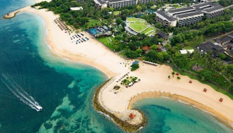 Pantai Nusa Dua Bali