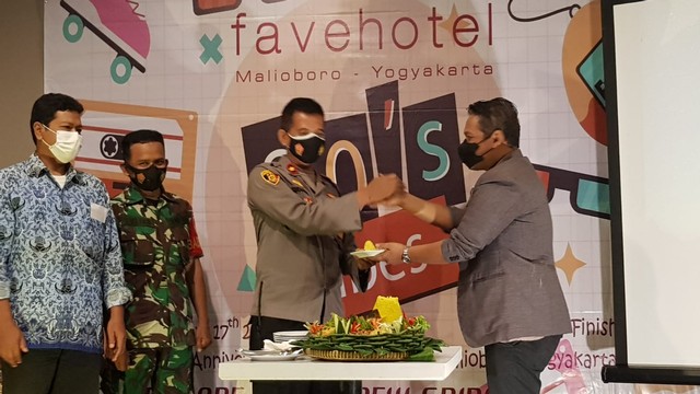 Perayaan ulang tahun ke-6 Fave Malioboro Hotel Yogyakarta, Senin (17/1/2022).