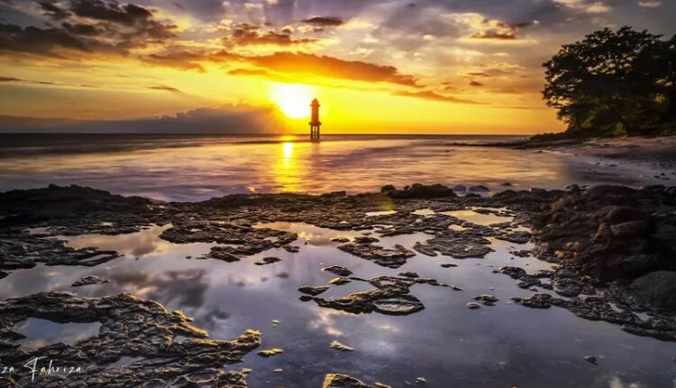 Pantai Senggigi Lombok