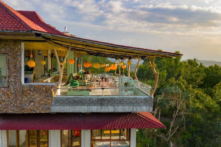 Suasana Ashtari Restaurant Lombok yang banyak direservasi oleh penonton MotoGP Mandalika. Dok. Ashtari Restaurant