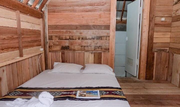 Salah satu kamar di sarana hunian wisata atau sarhunta di kawasan Gili Tramena Lombok Utara yang bisa digunakan oleh para penonton MotoGP Mandalika. Dok. Kemenparekraf