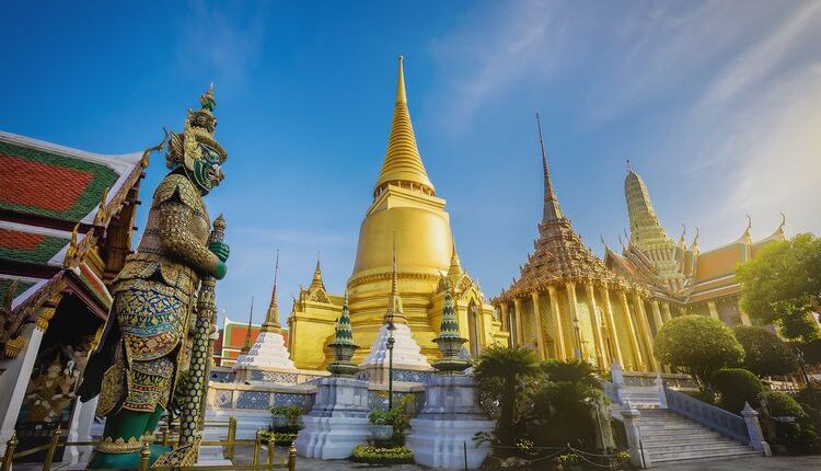 Kuil Phra Kaew, Bangkok, Thailand DOK. tourismthailand.org()