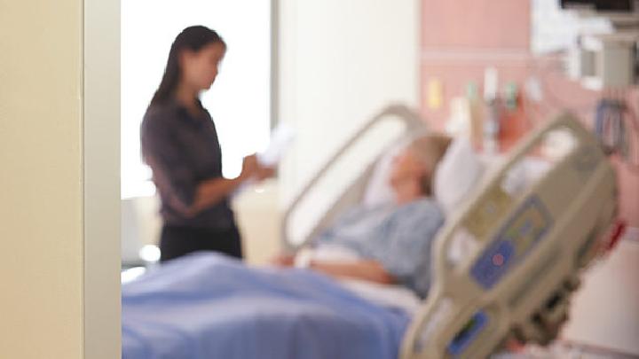 Ilustrasi ruang perawatan di rumah sakit.