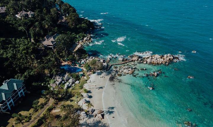 Ini Deretan Pantai-pantai di Kepulauan Riau yang Eksotis