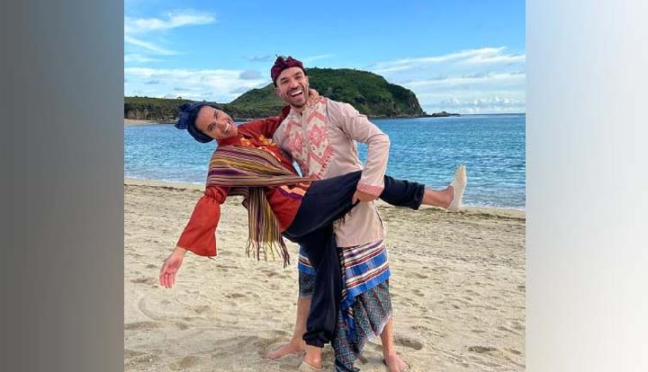 Suami istri influencer asal Uni Emirat Arab, Khalid Al Amari dan Salama Mohamed saat berada di Lombok. Dok. Instagram Khalid Al Amari
