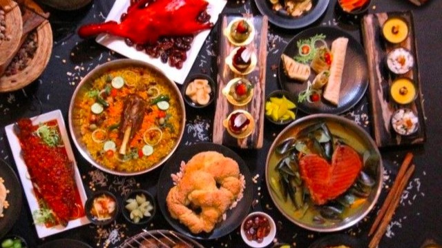 Menu ala Timur Tengah yang jadi ditawarkan salah satu hotel di Jogja untuk berbuka puasa. Foto: istimewa