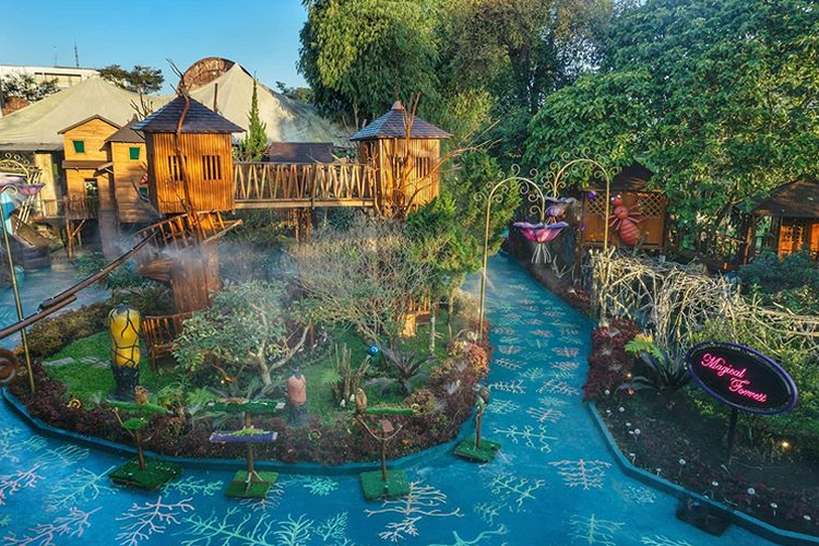Tempat wisata Lembang Wonderland yang memiliki banyak spot Instagramable.(dok. Instagram Lembang Wonderland)