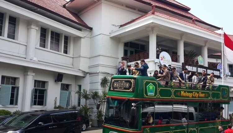Bus Malang City Tour (Macito) milik Pemkot Malang saat hendak mengantar sejumlah delegasi yang berkunjung ke Kota Malang pada 2019 lalu.(KOMPAS.COM/ANDI HARTIK)