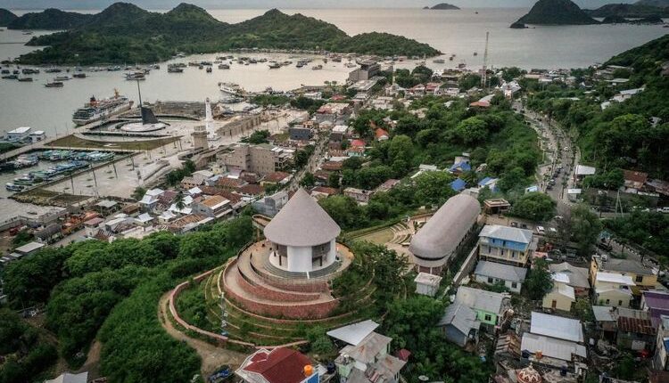 Labuan Bajo terpilih menjadi salah satu lokasi side event G20 2022. Berbagai hal telah dipersiapkan dengan matang, termasuk pemanfaatan Creative Hub Puncak Waringin untuk membangkitkan laju ekonomi kreatif di Labuan Bajo.(wonderfulimage)