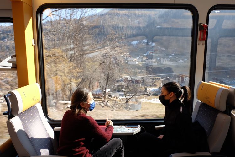 Penumpang kereta api di Swiss. (Kompas.com/Silvita Agmasari)