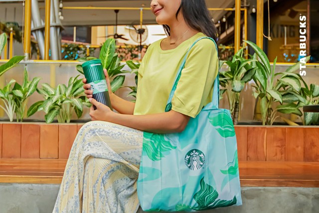 Perayaan 20th Anniversary Starbucks Indonesia luncurkan tas dan tumbler edisi khusus, Jakarta. Foto: Dok. Starbucks Indonesia
