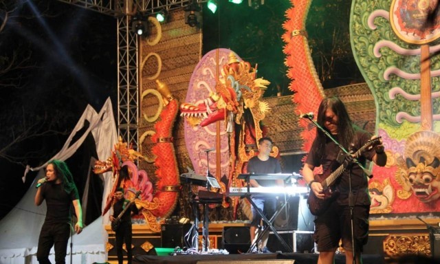 Penampilan Indra Lesmana di Sanur Village Festival - IST