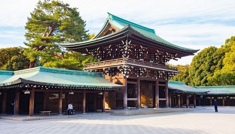 Kuil Meiji di Shibuya, Tokyo, Jepang.(SHUTTERSTOCK / By Nattee Chalermtiragool)