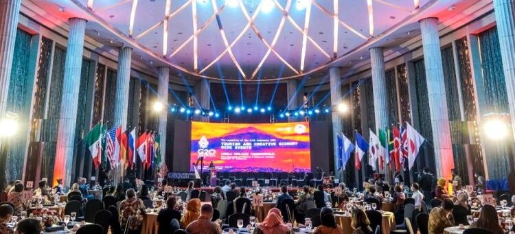Event internasional The 1st Tourism Working Group sendiri akan digelar secara hybrid pada 10 - 11 Mei 2022, di Sudamala Resort, Komodo, Labuan Bajo. (Dok.Kemenparekraf)