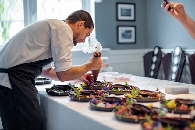 Salah-satu penampilan Chef Internasional di UFF Bali-foto. Agung Abi