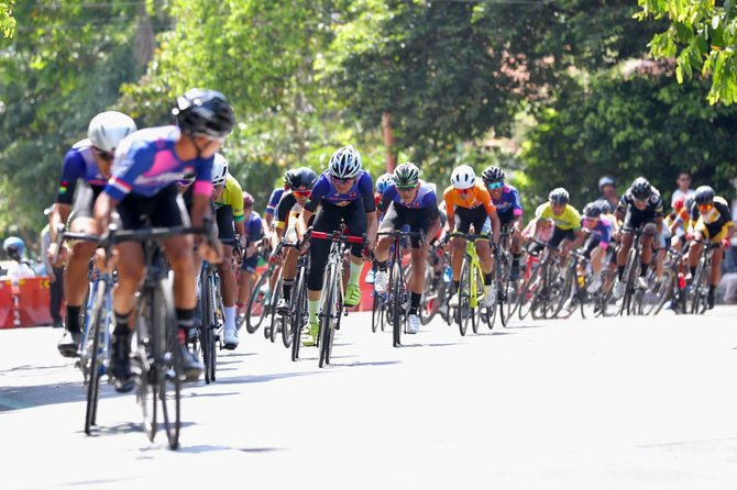 Kejurnas Balap Sepeda INC 2022 di Banyuwangi©2022 Merdeka.com