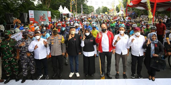 Kejurnas Balap Sepeda INC 2022 di Banyuwangi. ©2022 Merdeka.com