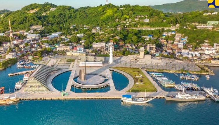 Kawasan Marina di Labuan Bajo, Kabupaten Manggarai Barat, Provinsi NTT.(Dok. Kementerian PUPR)