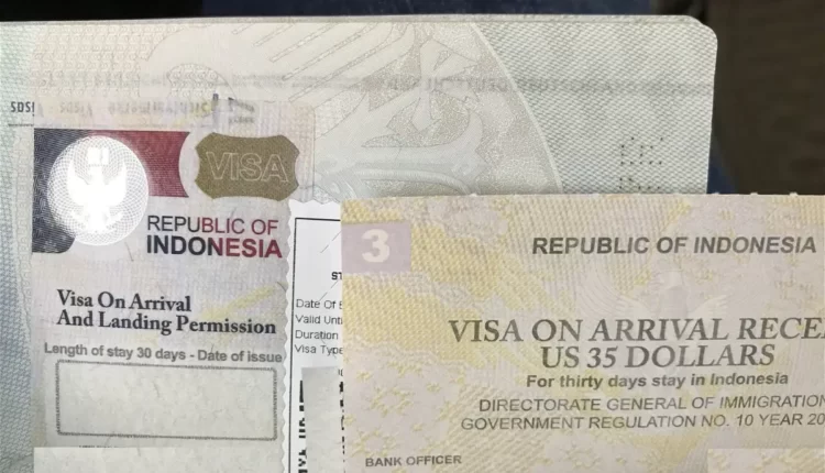 Image: Visa on arrival Indonesia by Loyaltylobby