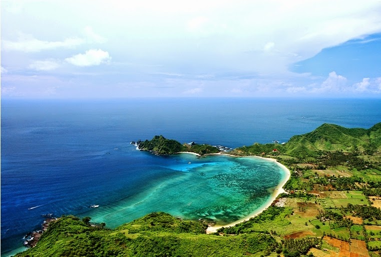 Teluk Mekaki di Sekotong (c) suripguide.blogspot.com