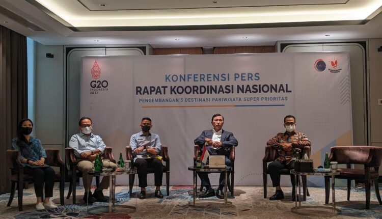 oto: Konferensi Pers Rakornas 5 Destinasi Pariwisata Super Prioritas, Jumat (15/7/2022). (CNBC Indonesia/Emir) Konferensi Pers Rakornas 5 Destinasi Pariwisata Super Prioritas, Jumat (15/7/2022). (CNBC Indonesia/Emir)