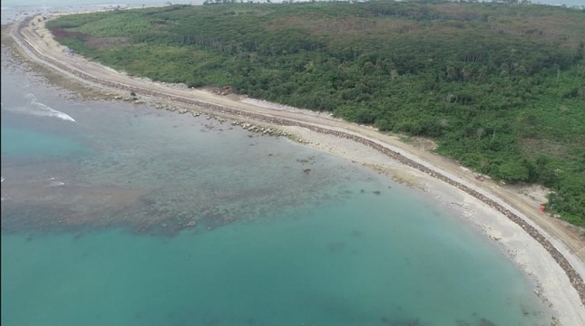 Pantai Tanjung Lesung
