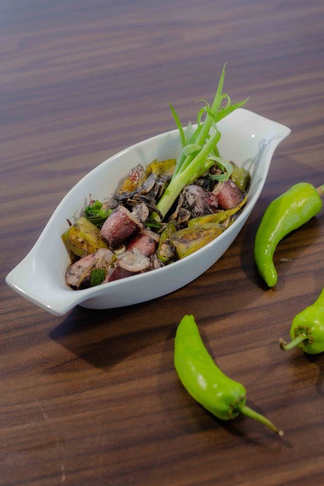 Cumi hitam cabe ijo. Foto: Dok. Aston Pontianak