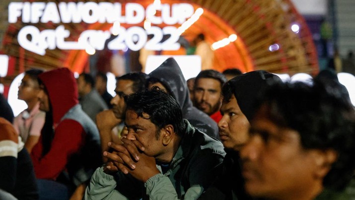 Foto: Ilustrasi Nobar Piala Dunia 2022 (Photo by DAVID GANNON/AFP via Getty Images)