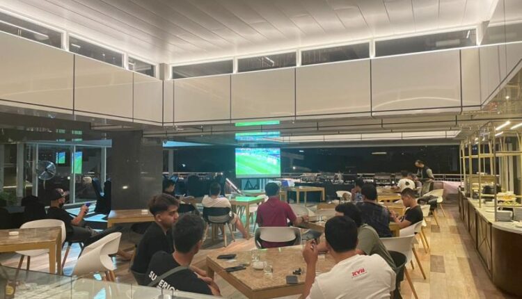 Nuanza Hotel & Convention merupakan venue resmi untuk nobar FIFA World Cup Qatar 2022.