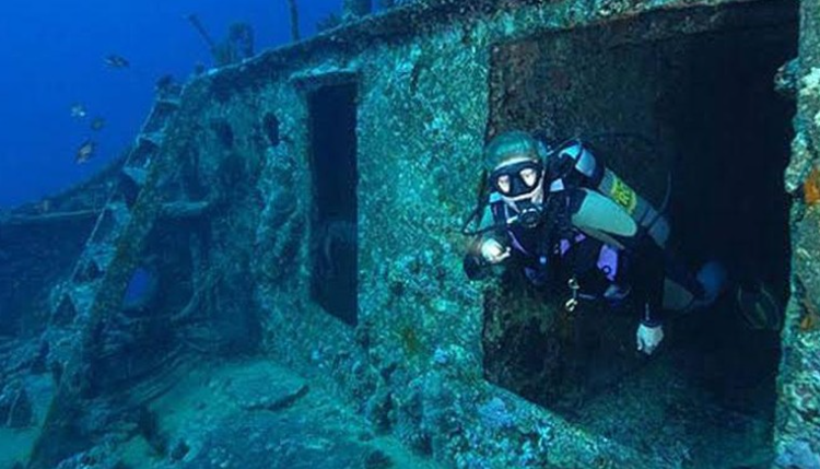 Diving di Tulamben Bali (Foto: dok. Disbudpar Karangasem)