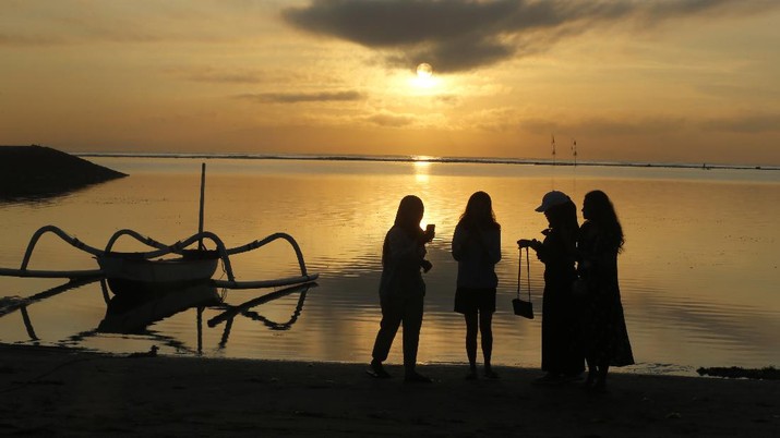 Foto: Suasana di Kuta Bali, beberapa waktu lalu (AP/Firdia Lisnawati)