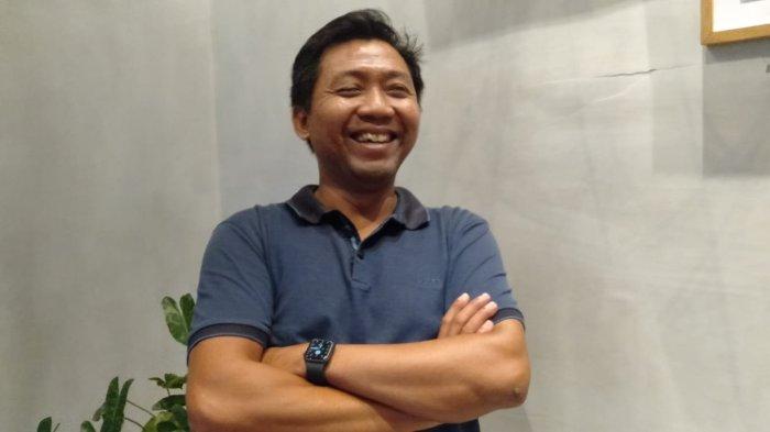 Dirga - Setelah 2 tahun lebih, pandemi Covid-19 menghantam ekonomi dunia dan Indonesia. Kemudian berimbas kepada pariwisata di Bali. Kini menjelang 2023, pariwisata mulai kembali berdenyut. Tentu saja hal ini disambut baik seluruh insan pariwisata, tak terkecuali Nyoman Sudirgayusa, CEO Pramana Experience.