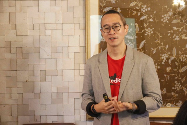 Regional VP Marketing RedDoorz Henry Manampiring. Foto: Dok. RedDoorz