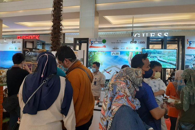 Tenant Taman Safari Indonesia di Ajang Indonesia Travel Fair 2023 di Mal Kota Kasablanka, Jakarta Selatan, Sabtu (18/2/2023)(KOMPAS.com/SANIAMASHABI)