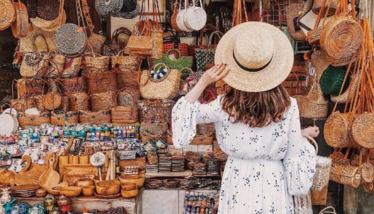 Ilustrasi Pasar Sukowati Foto: via : ithaka travel
