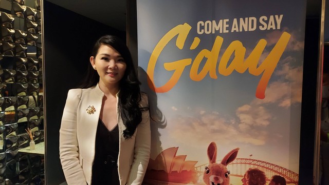 Country Manager Indonesia Tourism Australia, Agitya Nuraini dalam acara peluncuran kampanye terbaru Australia "Come and Say G'day" di Projector X: Picturehouse, The Cathay 2 Handy Rd, Level 6, Singapura pada Rabu (19/10). Foto: Gitario Vista Inasis/kumparan