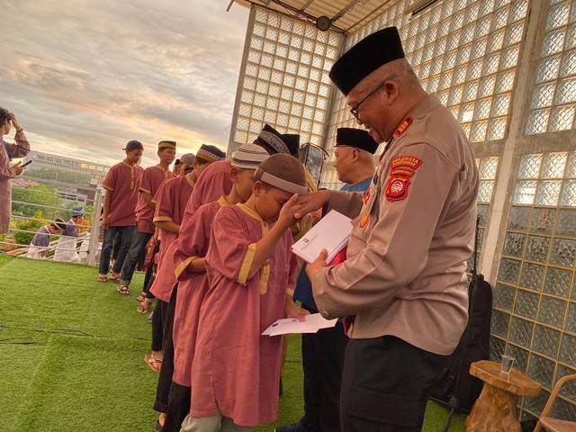 Hotel Maestro Pontianak gelar buka puasa bersama anak-anak panti asuhan. Foto: Lydia Salsabila/Hi!Pontianak