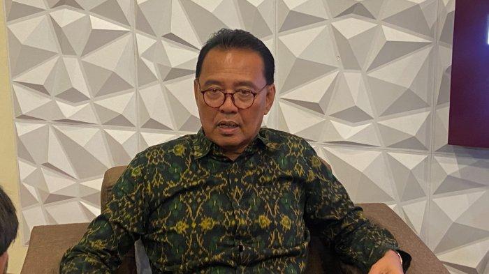 Ketua PHRI Kabupaten Badung, I Gusti Ngurah Rai Suryawijaya ketika ditemui di Dinas Pariwisata Bali pada, Selasa 7 Maret 2023. Foto: Tribun Bali/ Ni luh Putu Wahyuni Sari
