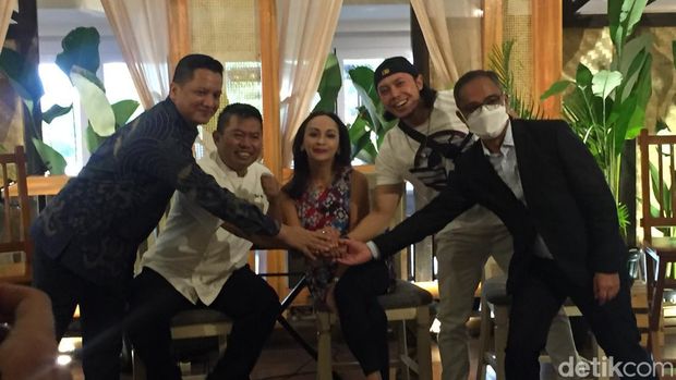 Kungfu Chef, Chef Muto serta Gladys Suwandhi juga akan berkolaborasi di Quba Ramadan Pop Up Resto tahun 2023. Foto: Dadan Kuswaraharja