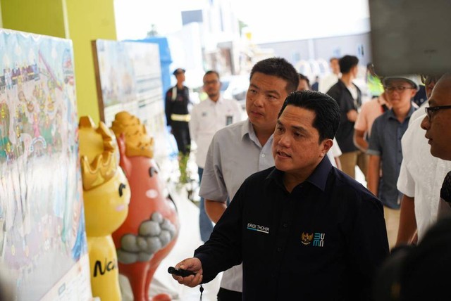 Menteri BUMN Erick Thohir mengunjungi Krakatau Park di Lampung Sabtu (18/3/2023). Foto: Dok. Istimewa