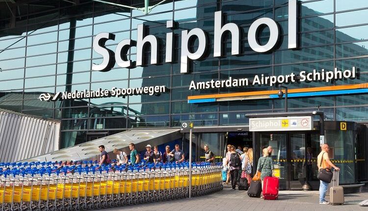 Bandara Schiphol di Amsterdam(Shutterstock.com / VanderWolf Images)