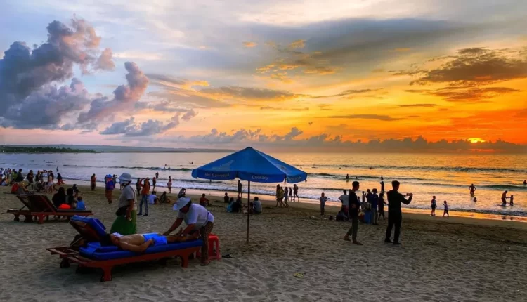 ilustrasi Pantai Kuta Foto: Tripcetera