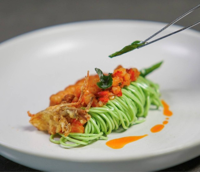 Mie Don Kelor Misi Udang. Foto: Renaissance Bali Uluwatu Resort & Spa