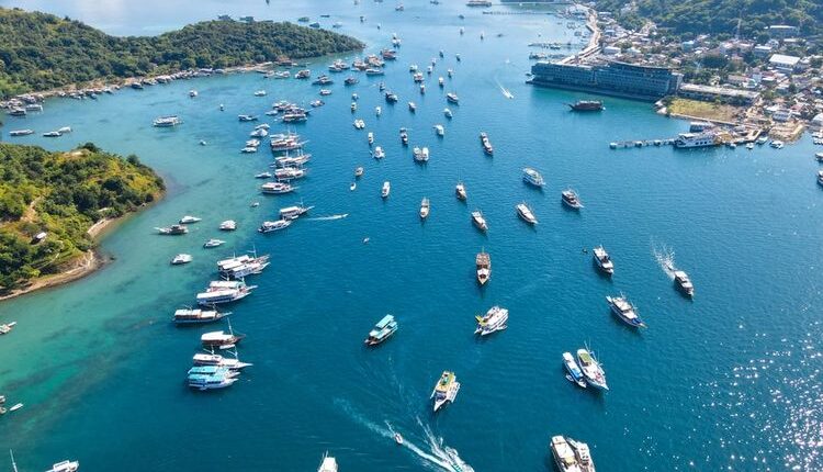 Ilustrasi Labuan Bajo, Flores, NTT.(SHUTTERSTOCK/LEE RISAR)