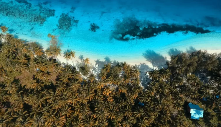 Kepulauan Padaido Foto: traveloka